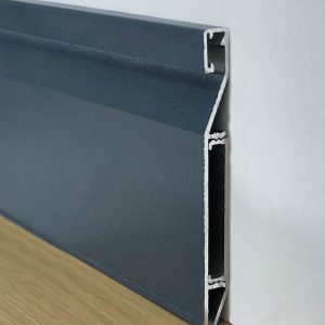 Rodapié de ALUMINIO preparado para Led
