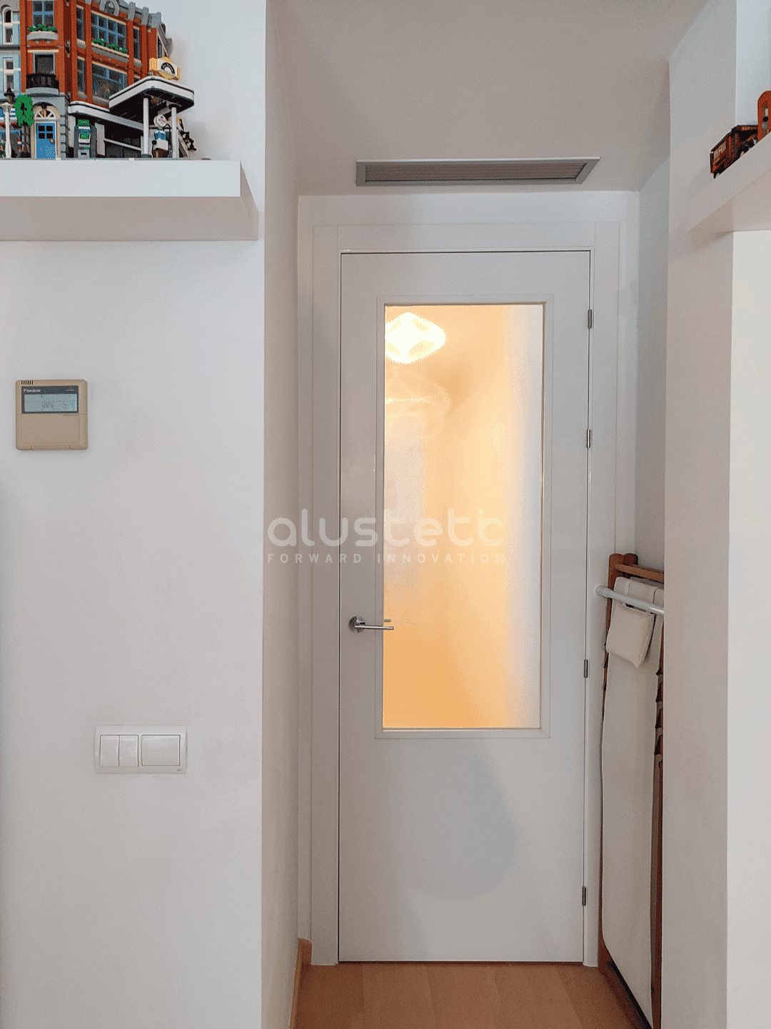 Puerta interior de aluminio para reforma