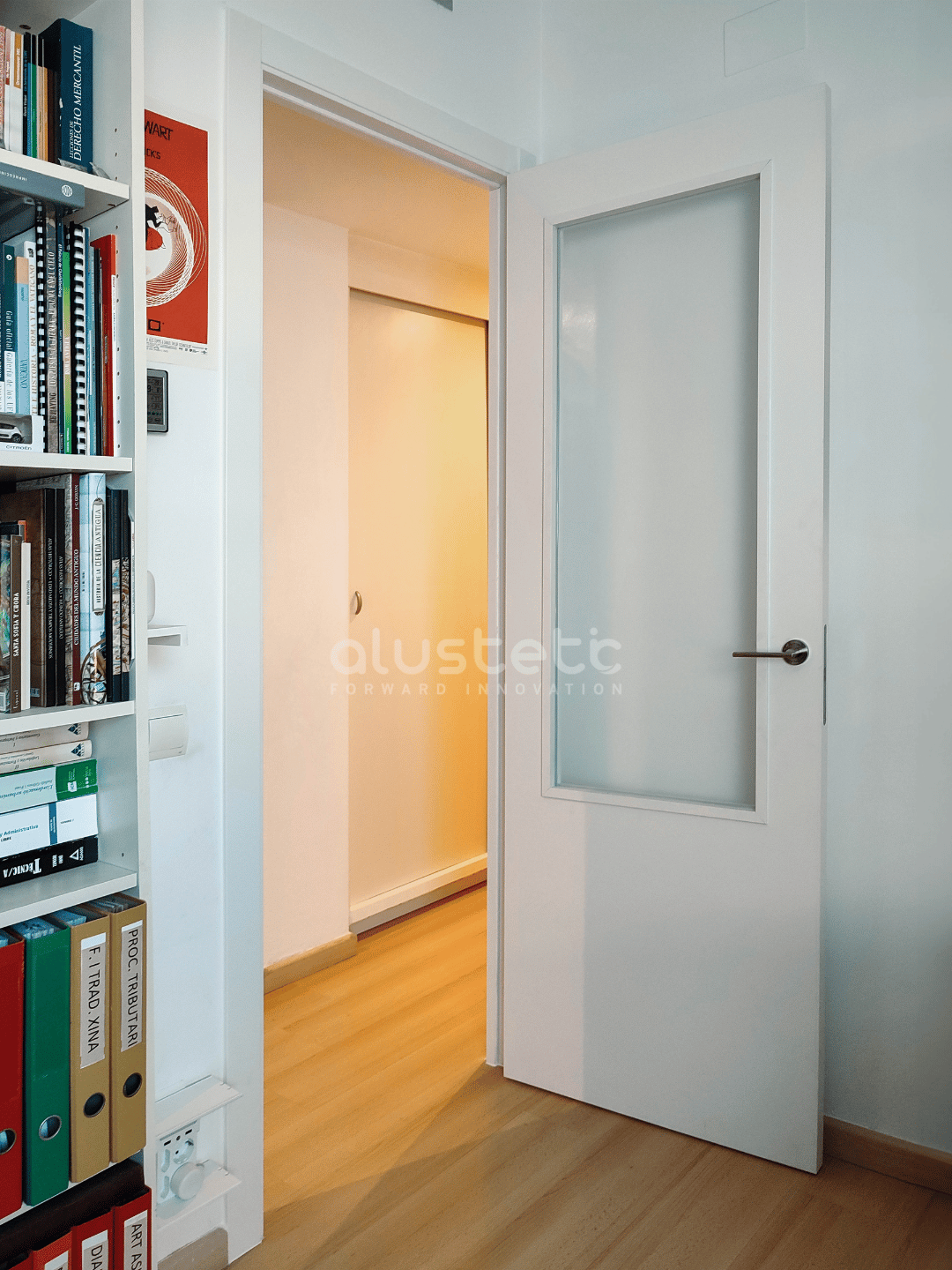 Puerta de aluminio resistente para vivienda