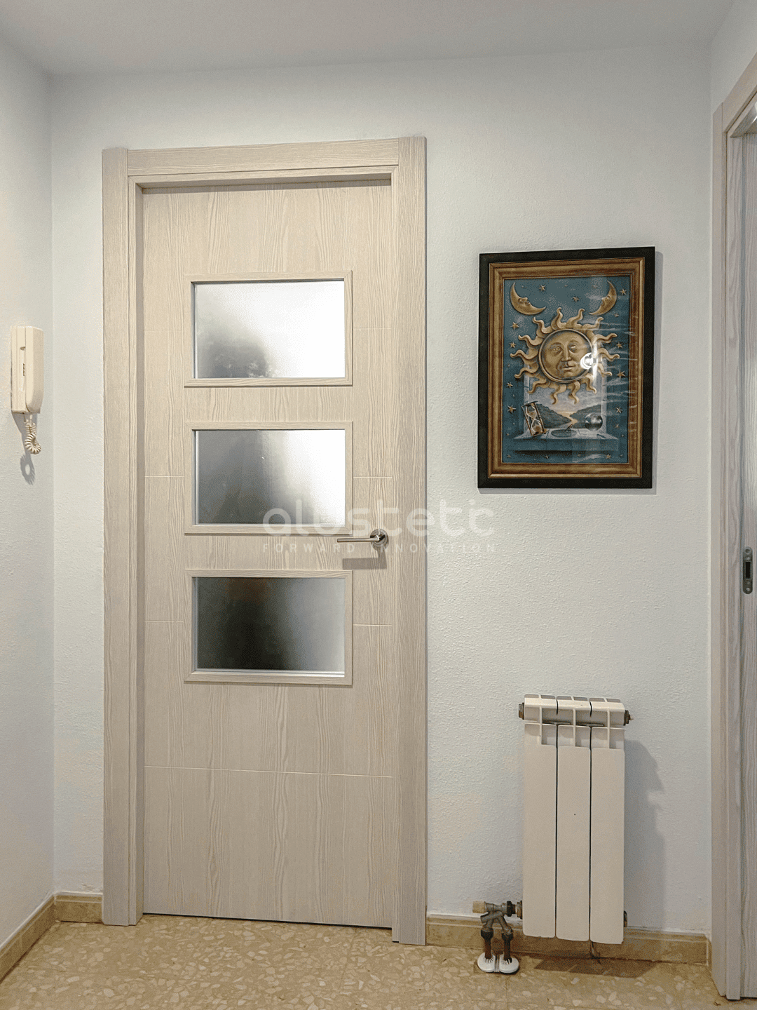 Puerta de aluminio instalada en cocina